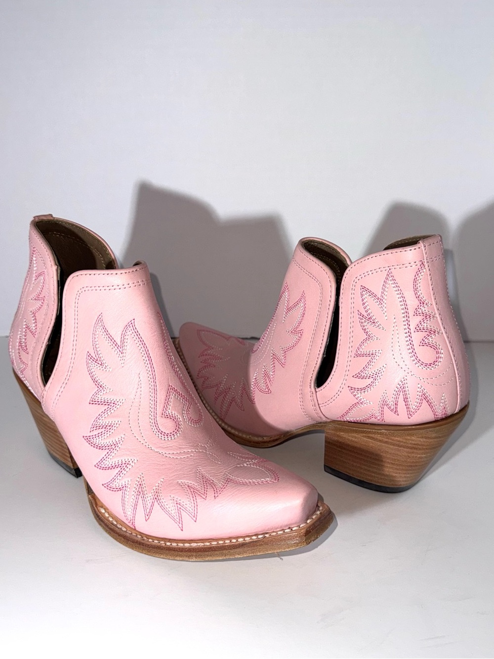 Ariat Dixon Pink Western Boots